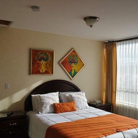 Mak Inn House Латакунґа Екстер'єр фото