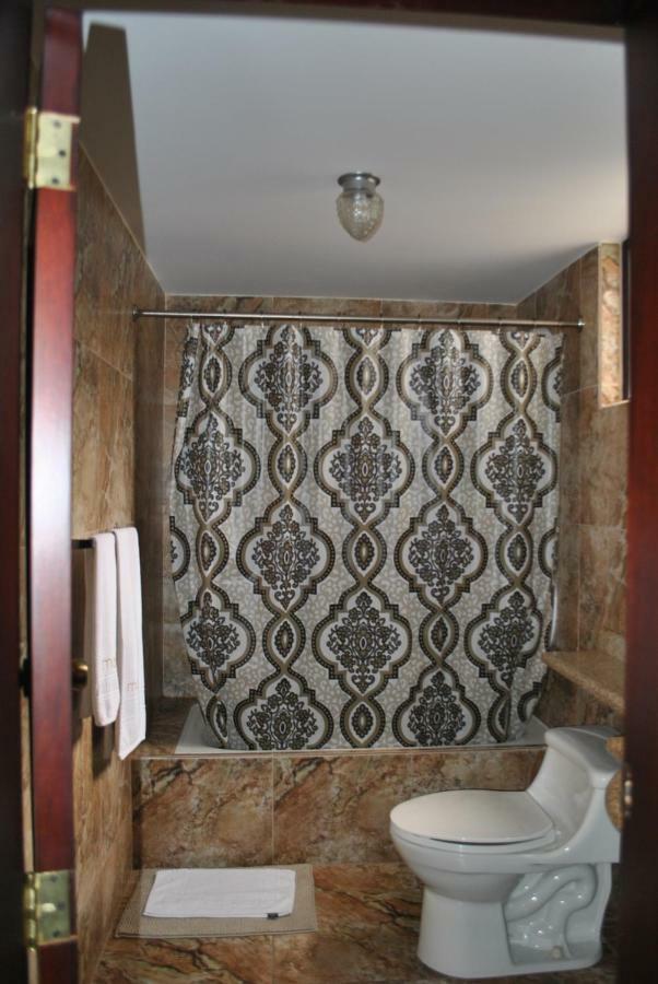 Mak Inn House Латакунґа Екстер'єр фото